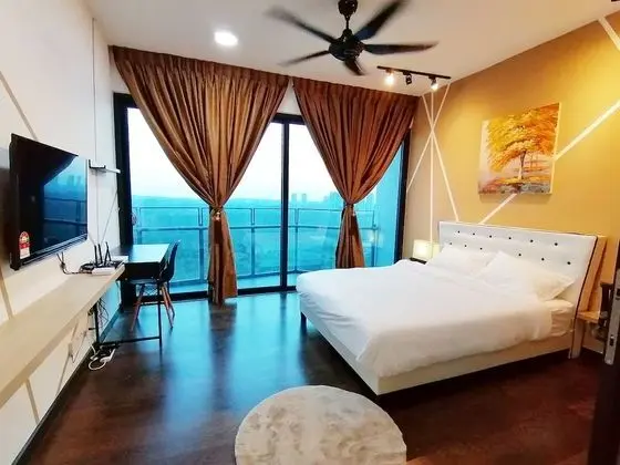 Almas Suites Puteri Harbour Hello Kitty - Oda