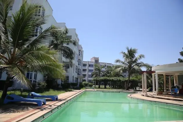 Almasi Oceanfront Apartment - Havuz