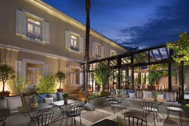 Almayer Art & Heritage Hotel