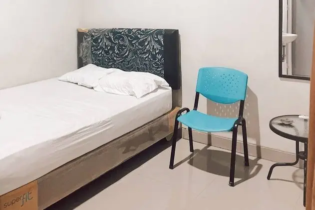 Almira Homestay Ambon Redpartner - Oda