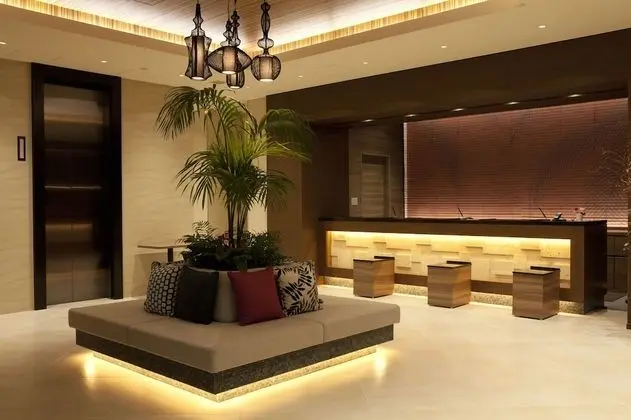 Almont Hotel Naha Kenchomae - Lobi