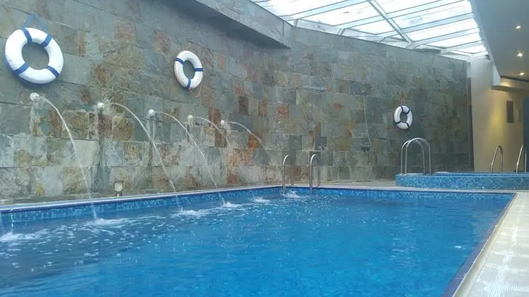 Almuhaidb Takhasosi Residence - Havuz