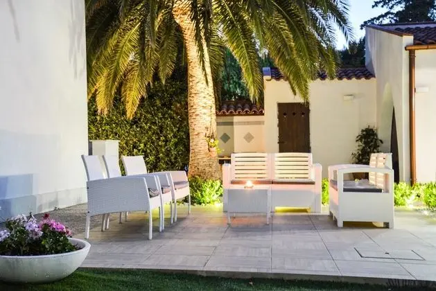 Almyra Suites
