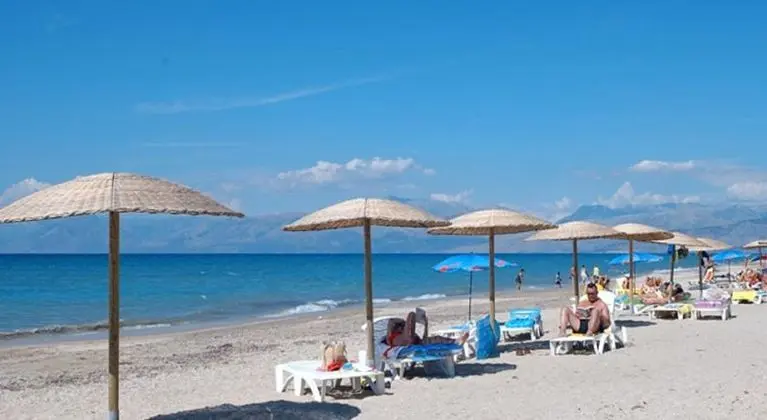 Almyros Beach Resort and Spa - Plaj
