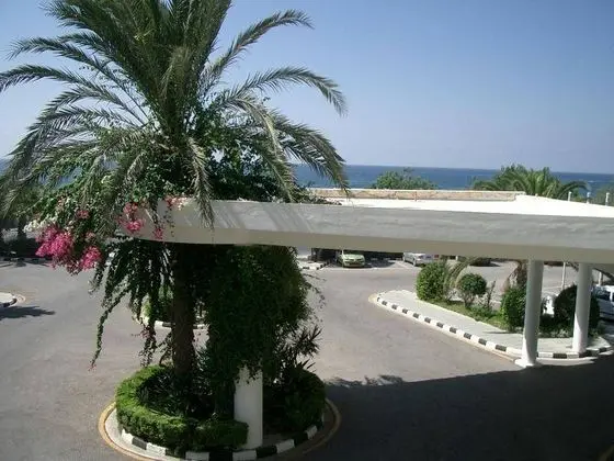 Aloe Hotel