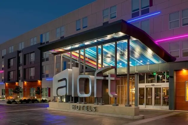 Aloft Chicago Schaumburg, a Marriott Hotel