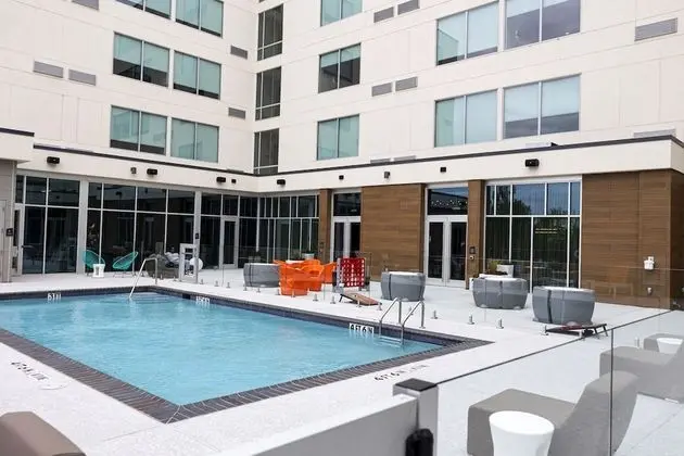 Aloft Dallas DFW Airport Grapevine, a Marriott Hotel - Havuz
