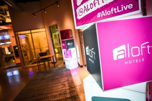 Aloft Denver Downtown, a Marriott Hotel - Lobi