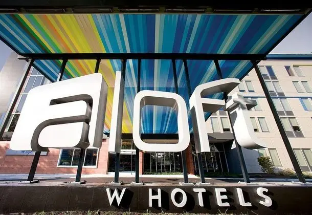 Aloft Dulles Airport North