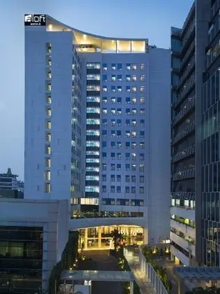 Aloft Jakarta Wahid Hasyim