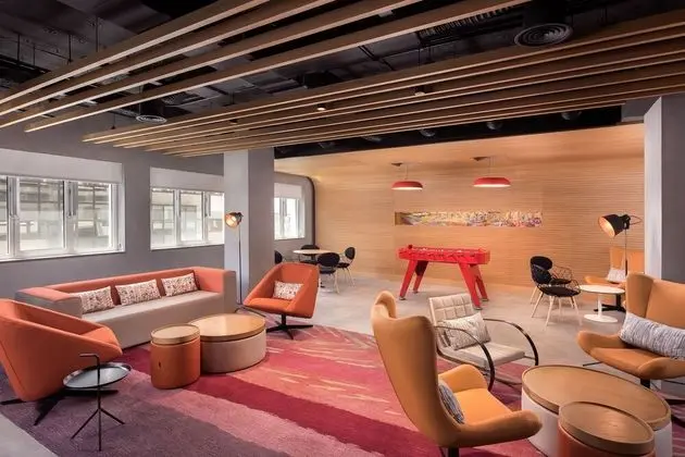 Aloft Madrid Gran Via, a Marriott Hotel - Lobi