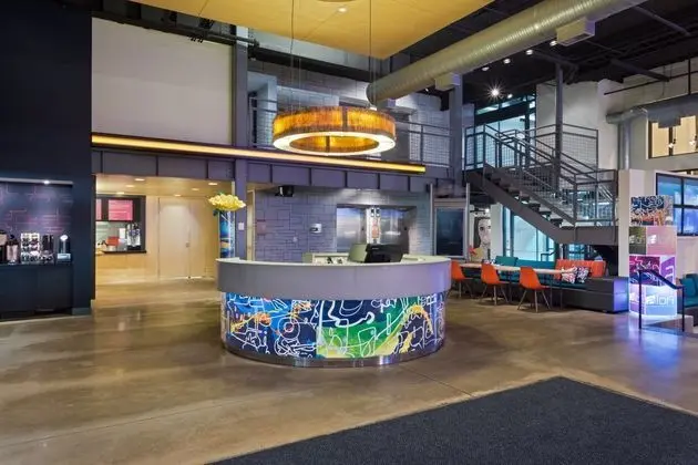 Aloft by Marriott Birmingham Soho Square - Lobi