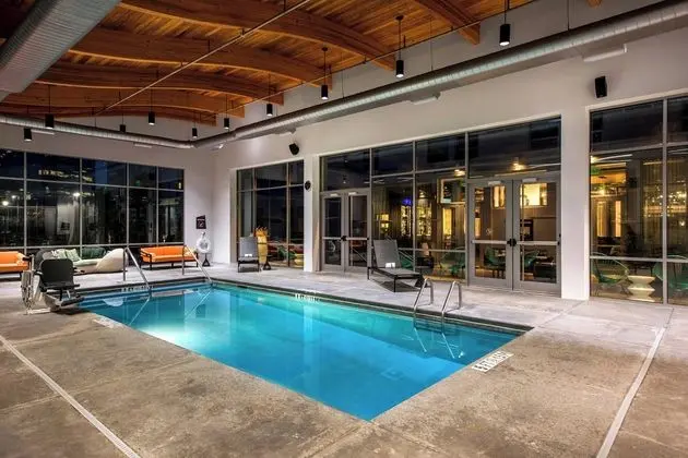 Aloft by Marriott Charlotte Ballantyne - Havuz
