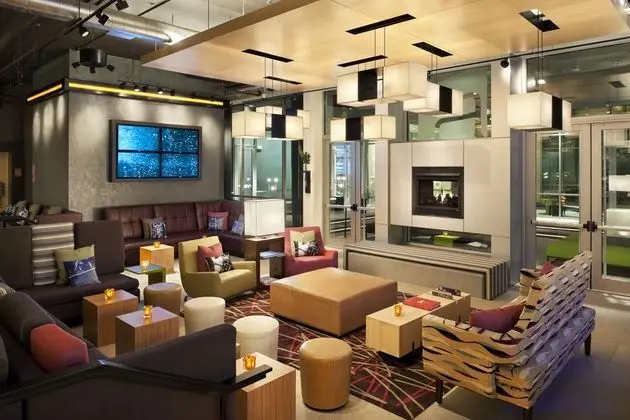 Aloft by Marriott Charlotte Ballantyne - Lobi