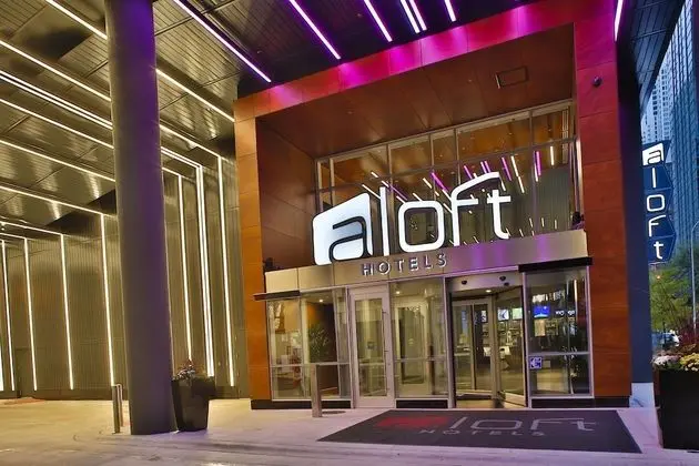 Aloft by Marriott Chicago Mag Mile