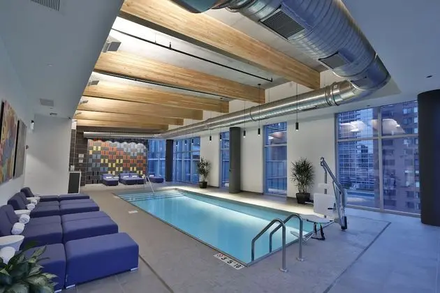 Aloft by Marriott Chicago Mag Mile - Havuz