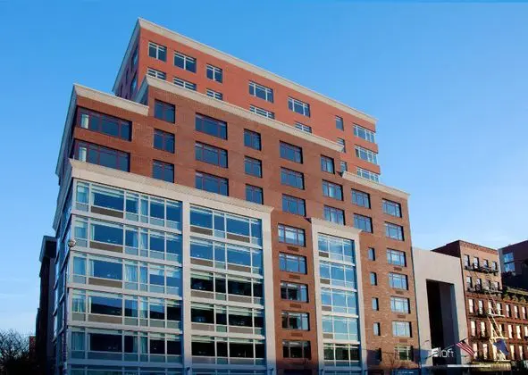 Aloft by Marriott Harlem - 1
