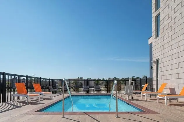 Aloft by Marriott Katy Mills - Havuz