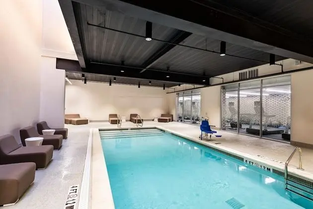 Aloft by Marriott Savannah Downtown Historic District - Havuz