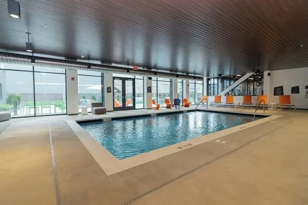 Aloft by Marriott St. Louis Cortex - Havuz