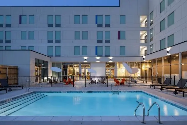 Aloft Oklahoma City Quail Springs, a Marriott Hotel - Havuz