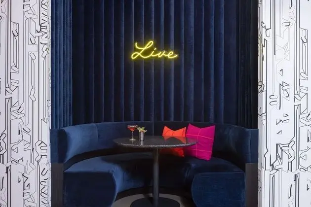 Aloft Oklahoma City Quail Springs, a Marriott Hotel - Yerinde Yemek
