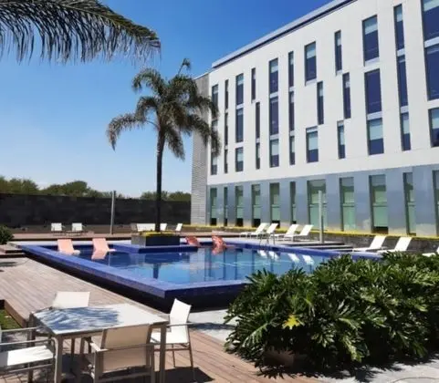 Aloft Queretaro, a Marriott Hotel - Havuz