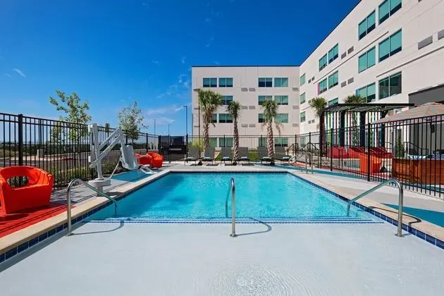 Aloft San Antonio UTSA Area, a Marriott Hotel