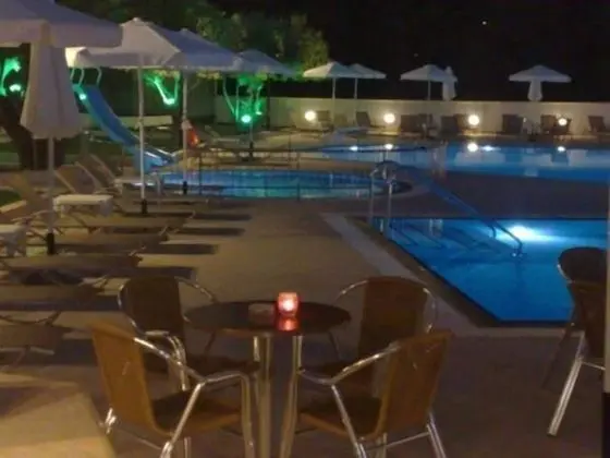 Aloha - Agios Gordio -Corfu-Greece - Havuz