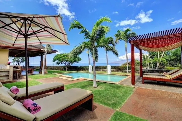 Aloha Spirit Maui 2 Bedroom Home by Redawning