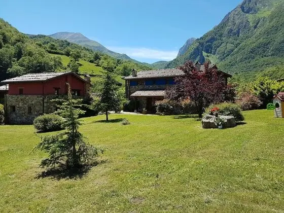 Alojamientos Rurales Valle de Bueida