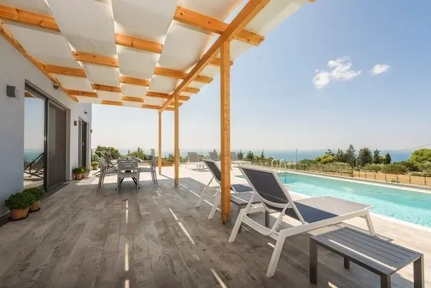 Alonaki Apartments - Oda