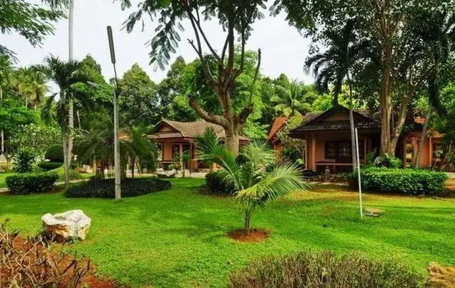 Alongkot Beach Resort - Genel