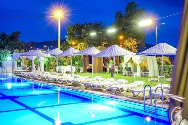 Aloria Garden Hotel - Havuz