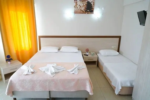 Aloria Garden Hotel - Oda