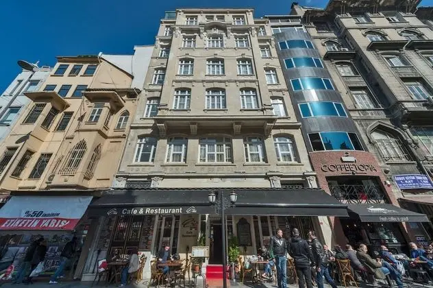 Alpek Hotel