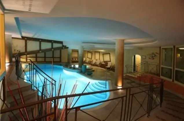 Alpen Suite Hotel - Havuz