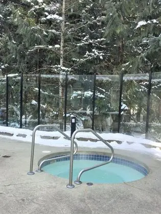Alpenglow Lodge by MountainView - Spa