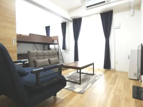 Alpha Square Minami 6 jo 403