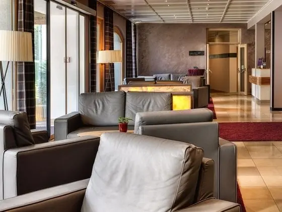 Alphotel - Lobi