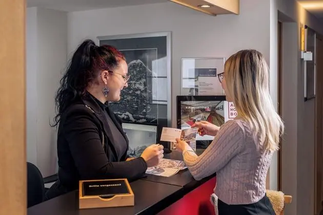 Alpinhotel Bort - Lobi