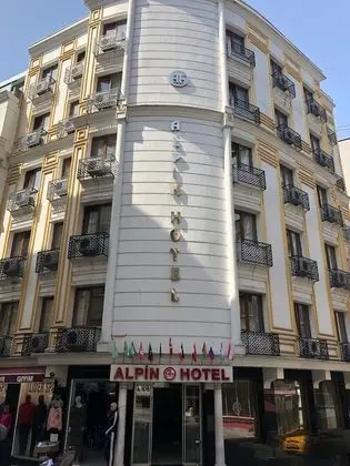 Hotel Alpin