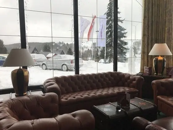 Alpina Lodge Hotel