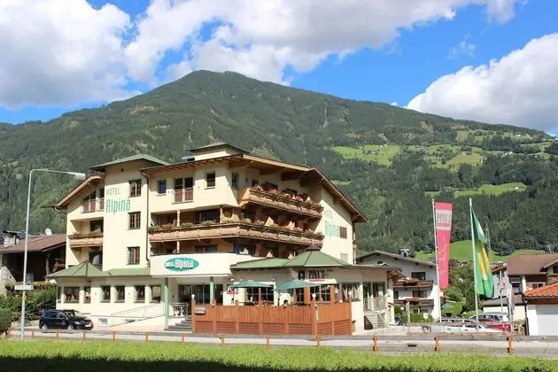 Hotel Alpina