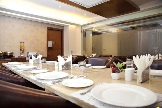 Alpina Hotels & Suites - Yerinde Yemek