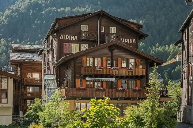 Hotel Alpina
