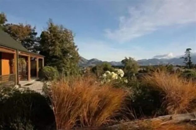 Alpine Garden Motel - Dış Mekan
