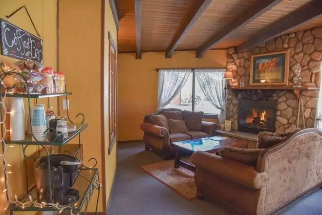 Alpine Lodge - Lobi