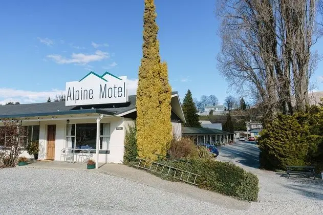 Alpine Motel Apartments