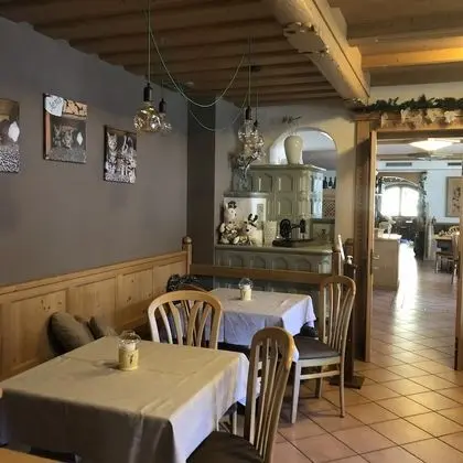 Alpine Touring Hotel - Yerinde Yemek